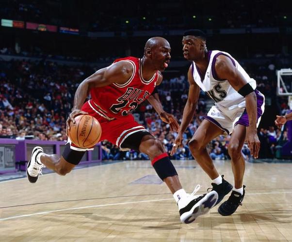 大且草坪速 大且草坪速